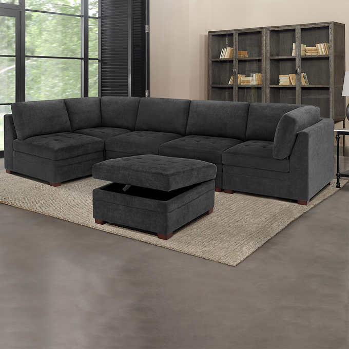 Thomasville Tisdale Fabric Sectional with Storage Ottoman - Product image 6