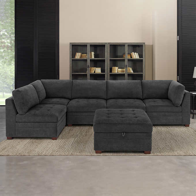 Thomasville Tisdale Fabric Sectional with Storage Ottoman - Product image 1